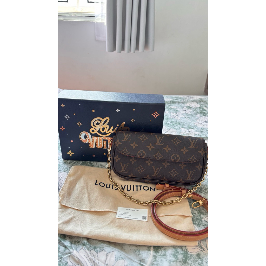 preloved lv woc ivy 2024(minus goresan di bawah tas)