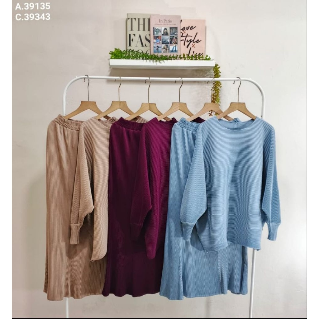 Setelan kaos prisket import batwing plisket premium