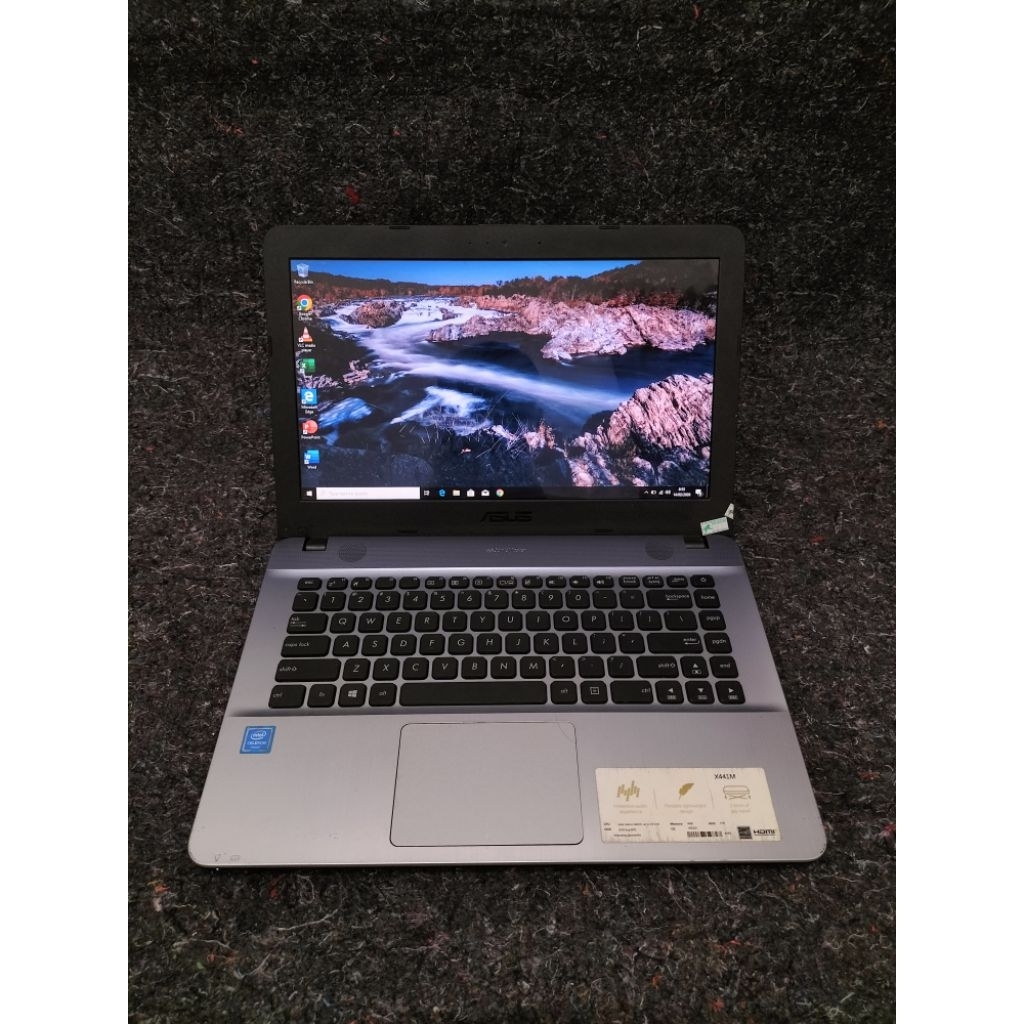 Laptop Asus X441M