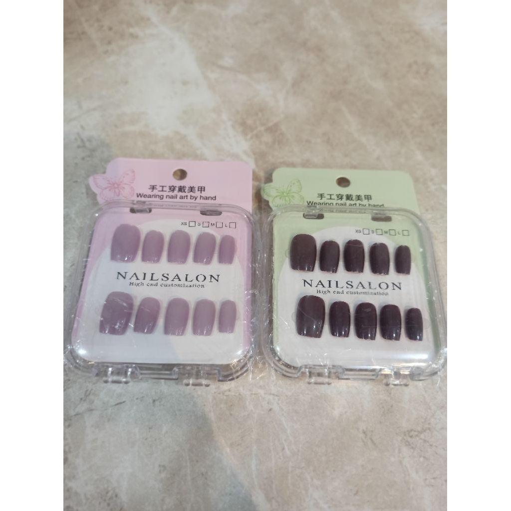 Kuku palsu Polos