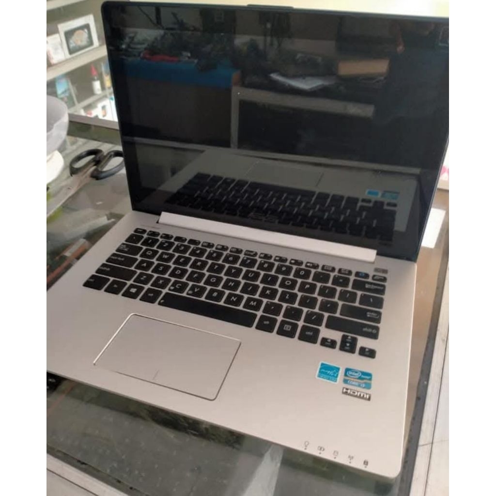 asus vivobook s300ca