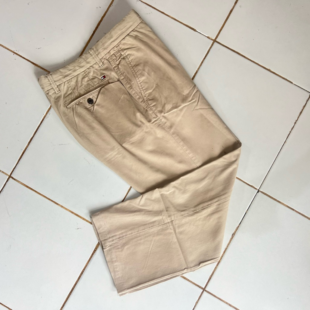 Celana Chinos Tomy Hilfiger