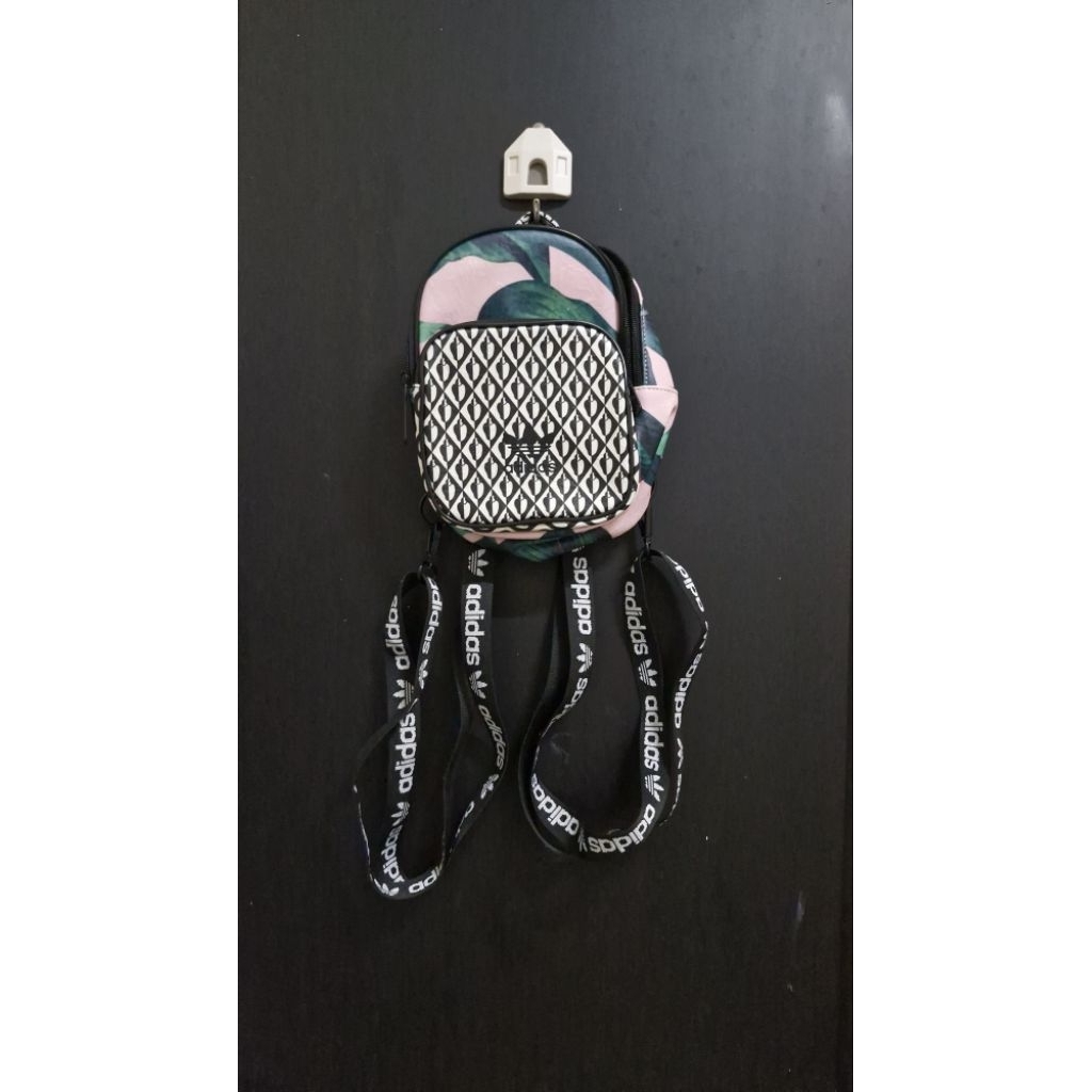 Tas Ransel Mini Adidas Leather PRELOVED