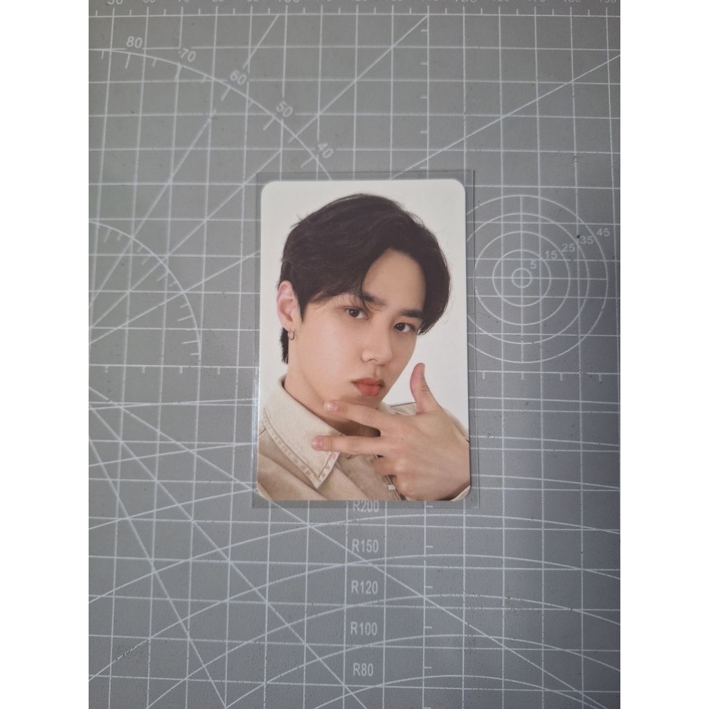 Photocard PC Trading Card TC Kun Wayv Sanrio