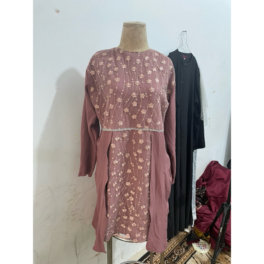 Preloved One Set Baju Kondangan