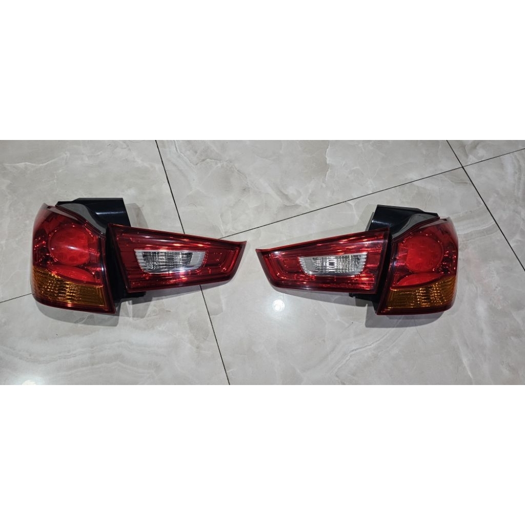 1 SET STOPLAMP OUTLANDER SPORT 2015
