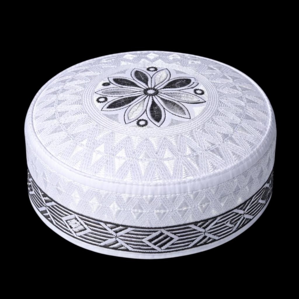 Lobe Bangladesh Bordir Putih Hitam Peci Bugis Motif Premium Kopiah