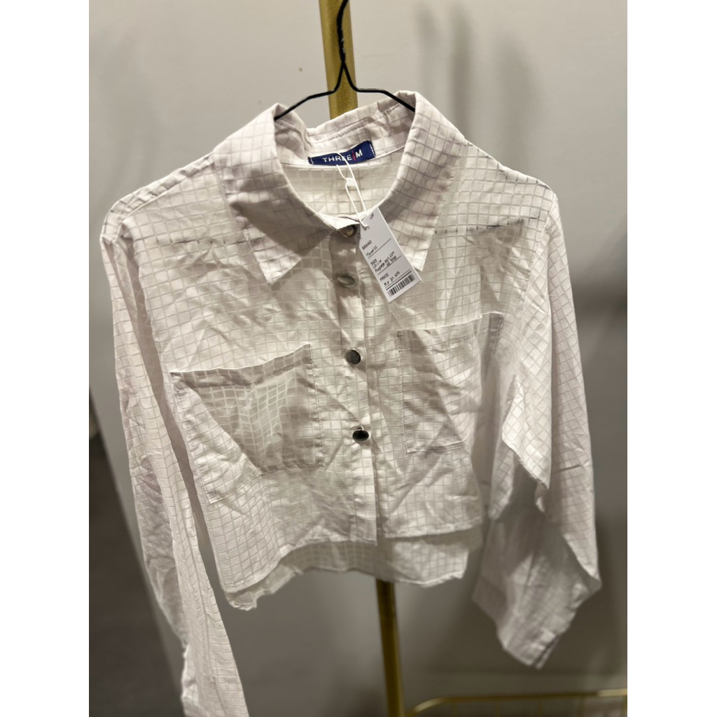 OUTER CROP KEMEJA KOTAK2 TIPIS