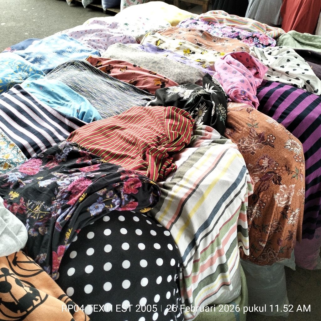 HARGA/0,5 M ~ KAIN BAHAN KAOS MANGO KNIT PREMIUM ~ KAIN CABUT JARUM MOTIF SALUR ~ BAHAN HORNET KNIT