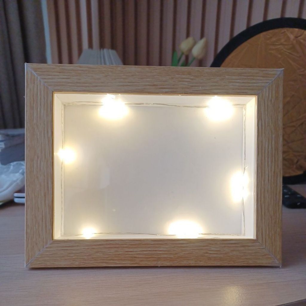 Bingkai Frame 3D Ukuran 5R plus lampu LED