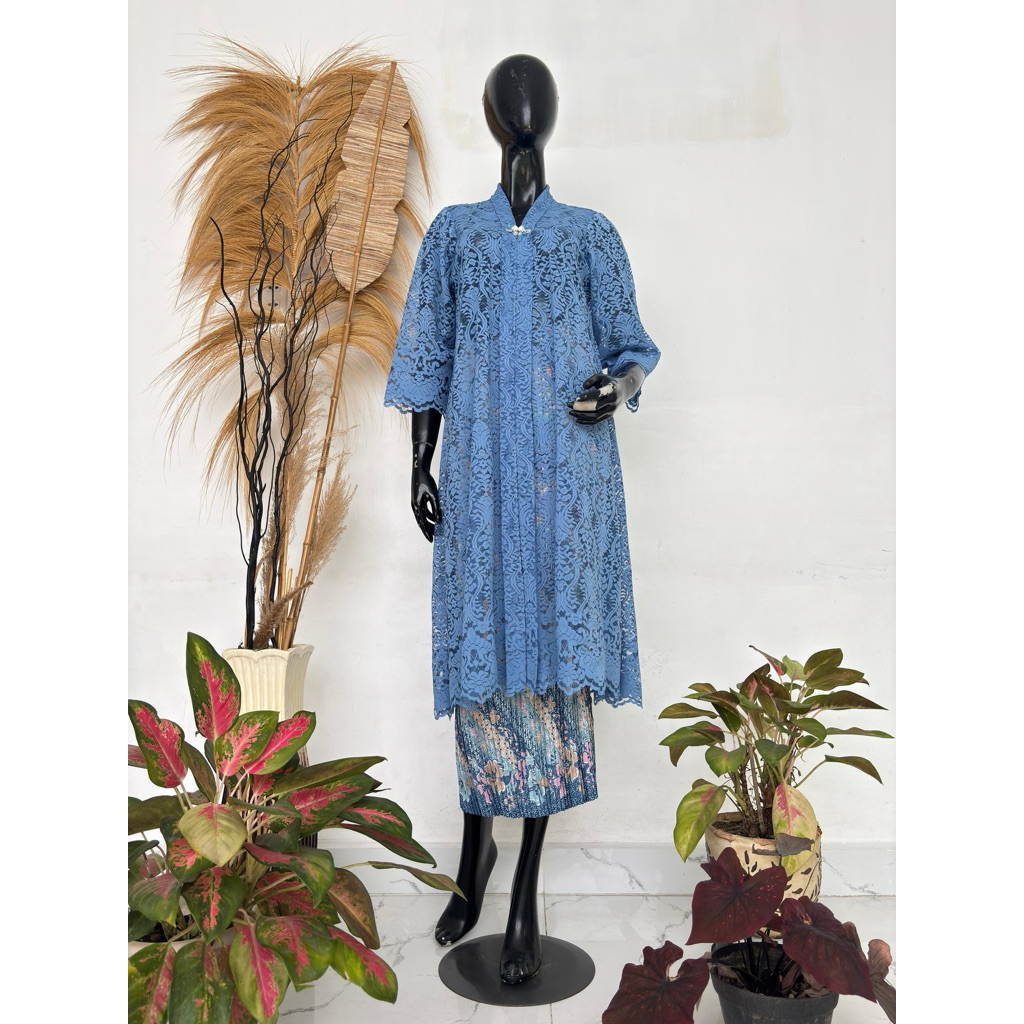 Kebaya Panjang Kartini Modern