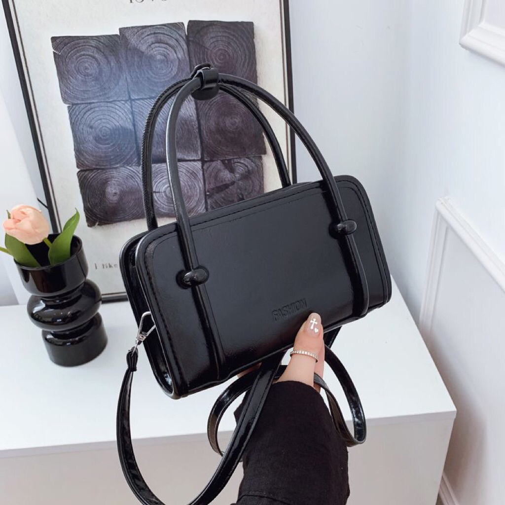 tas anak import / tas pesta anak / sling bag anak / tas wanita hitam