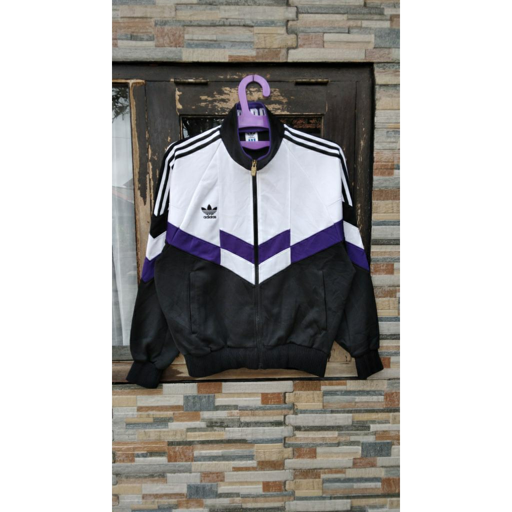 tracktop vintage boxy colorblock