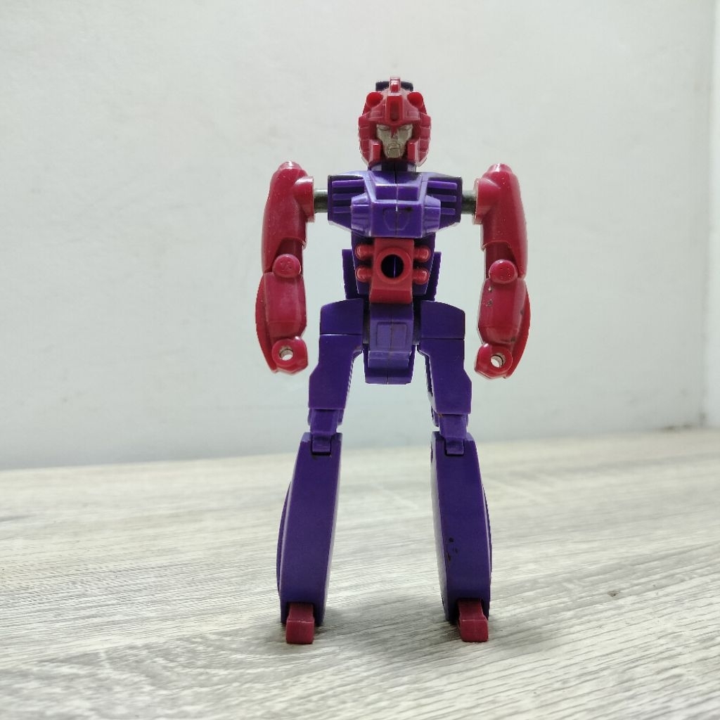 transformers vintage iguanus
