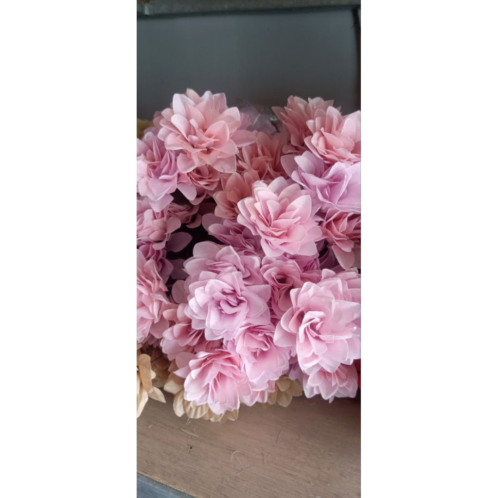 bunga tangkai krisan cabang 5 jual per lusin