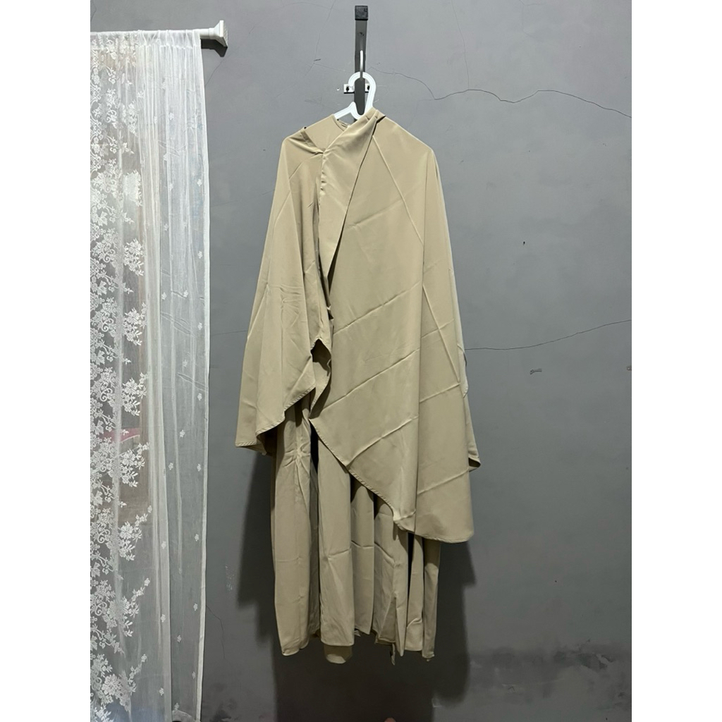 Preloved Lozy x Hamidah Set Syar'i French Khimar Outfit Umroh Haji Jilbab Hijab Gamis Kaftan Baju Le