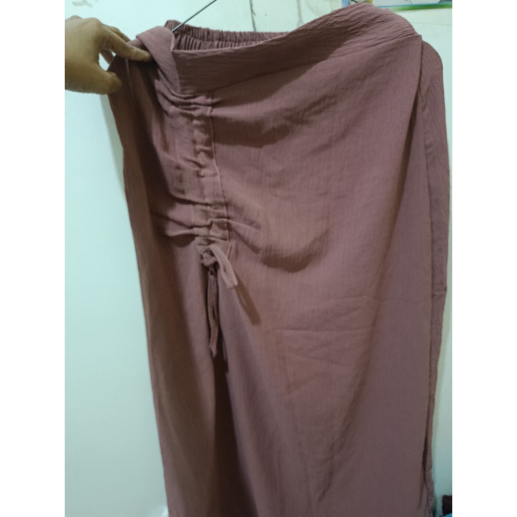Rok serut dusty pink