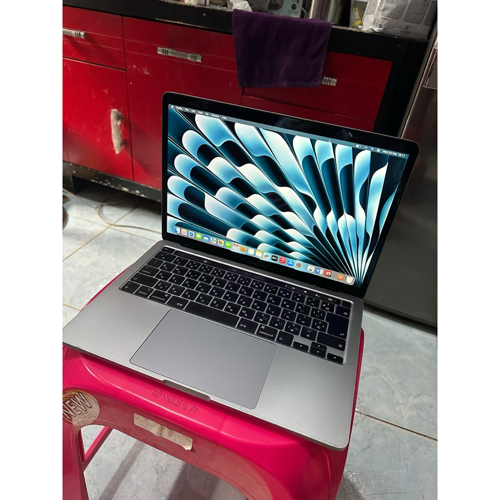 macbook pro 2020 8/256