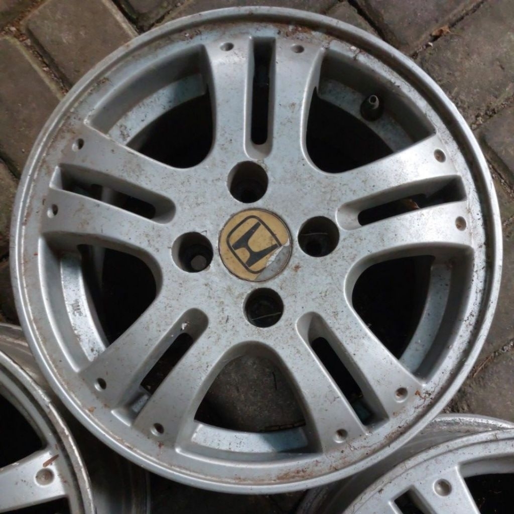 Velg Second OEM Honda Jazz GD3 IDSI Ring 14 Warna Silver PCD 4x100 ET 45 Bekas Copotan (4 pcs)