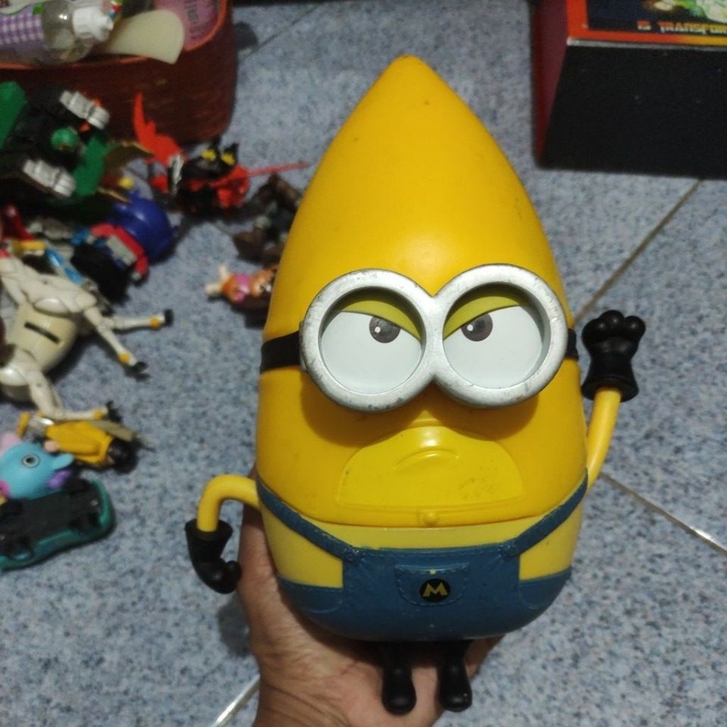 XXI Minions Despicable Me 4 Figure Tumblr Tumbler Minion
