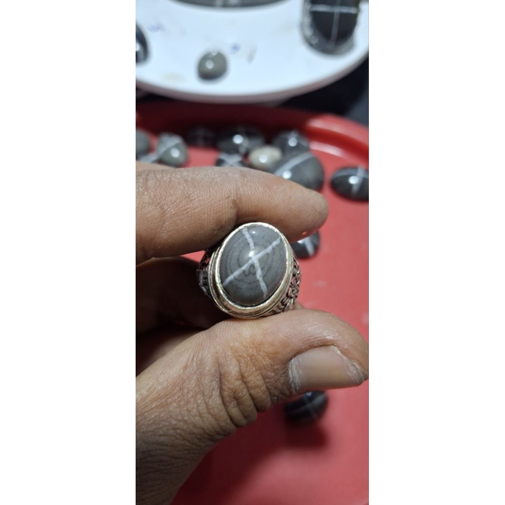 akik sri gunting pamor puser