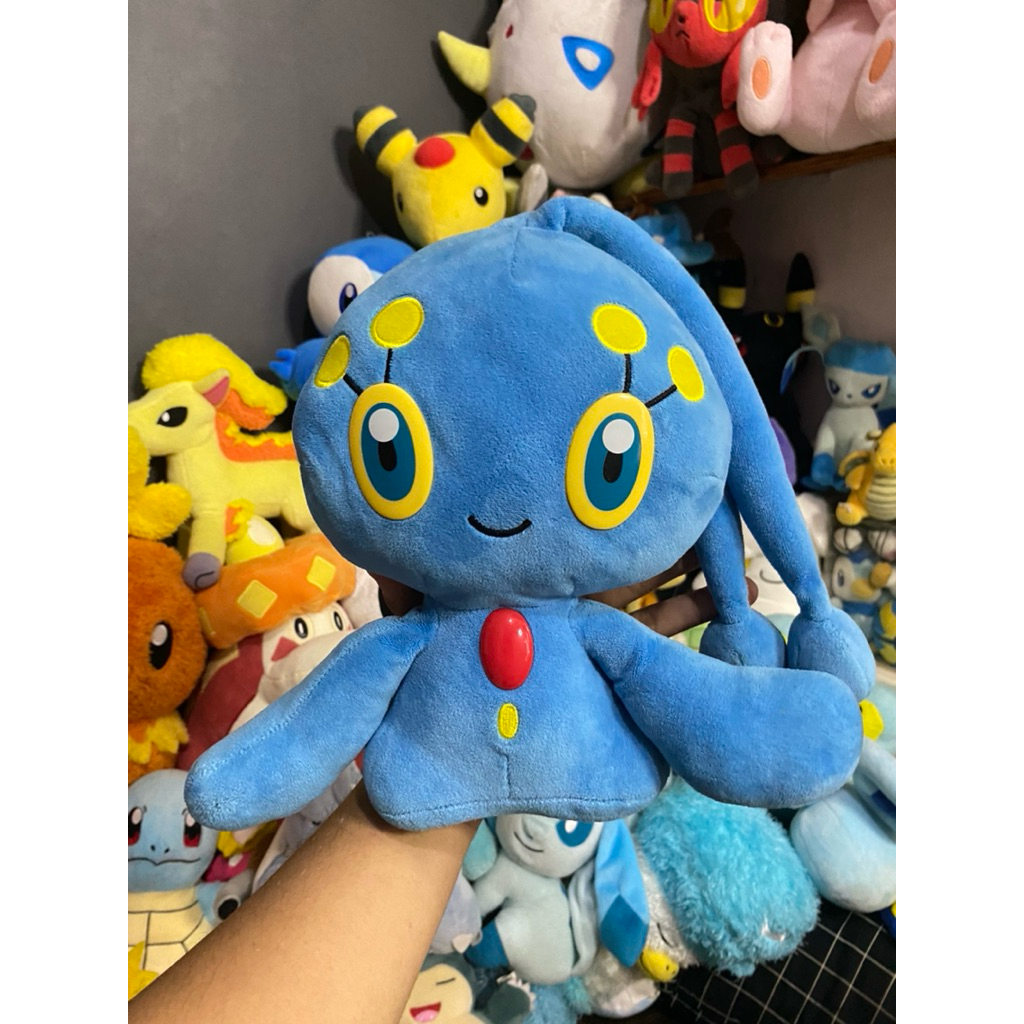 Boneka manaphy mata keras dan berlian merah keras brand tomy pokemon plush no minus