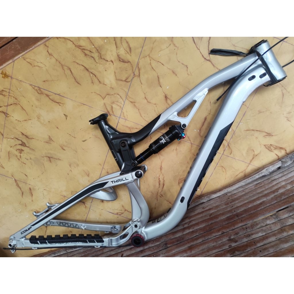 frame ricochet t140 silver