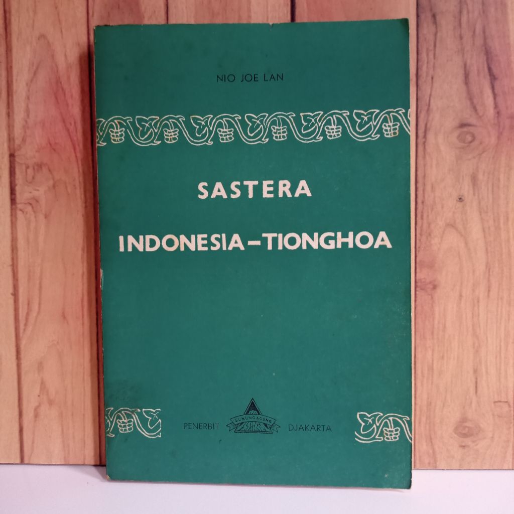 Sastera Indonesia tionghoa Nio joe lan buku sastra buku pengetahuan