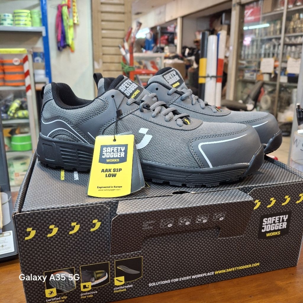 Sepatu Safety Jogger AAK S1P Low grey / Sepatu Safety Proyek Pria Jogger Original