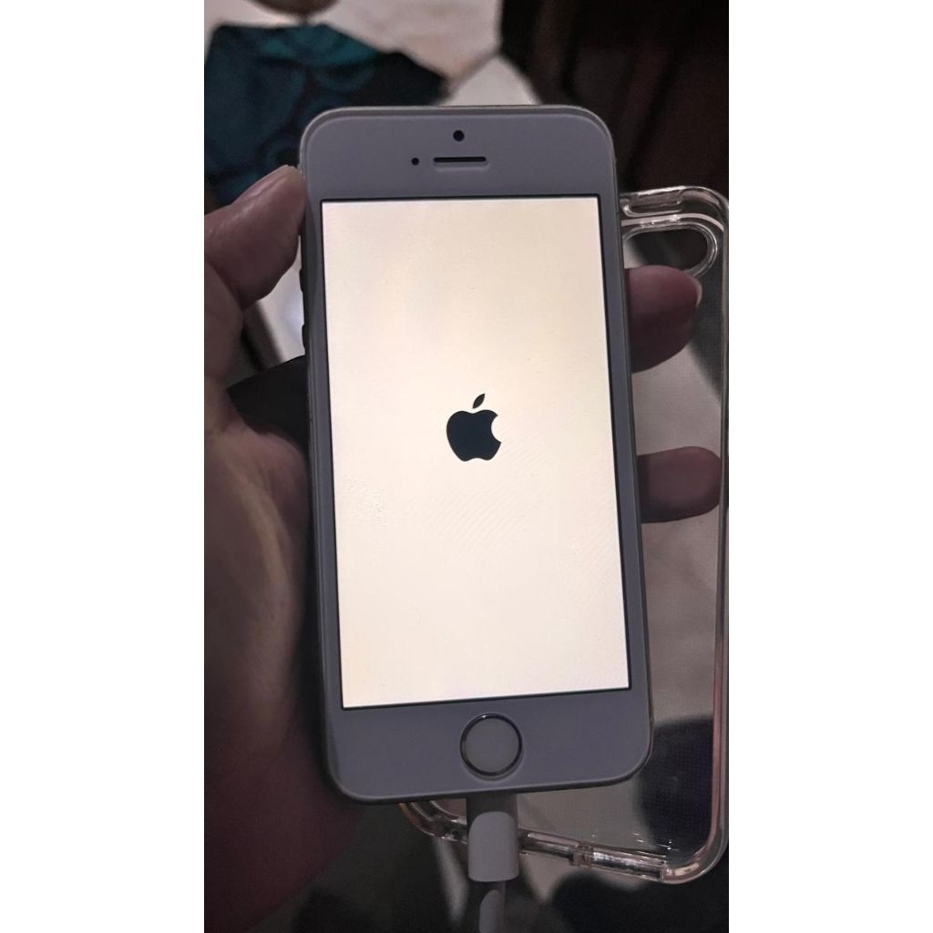 Second Iphone 5s 16gb Silver