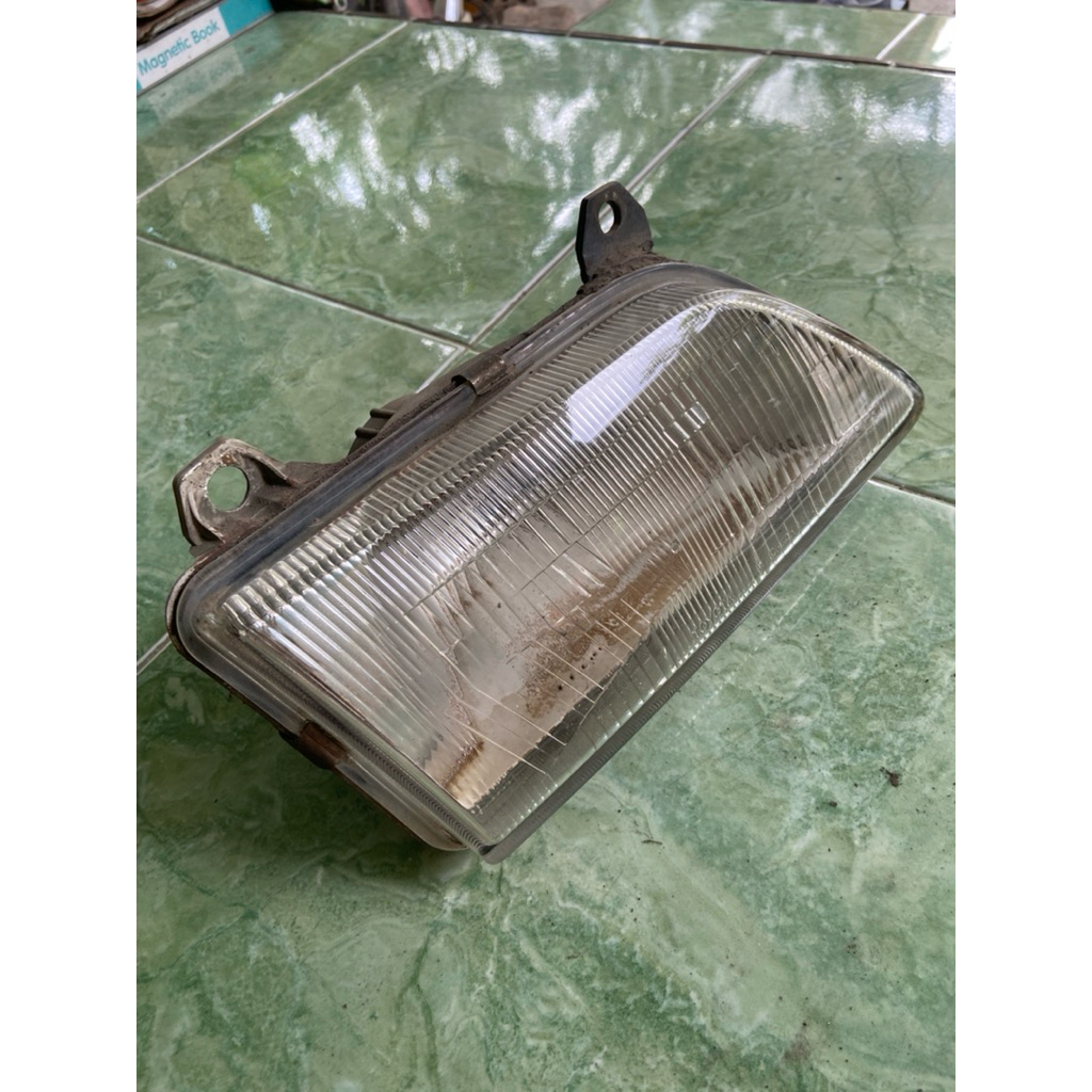 headlamp toyota soluna
