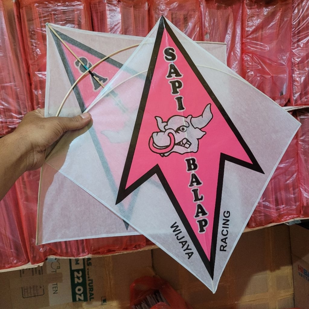 LAYANGAN LAYANG-LAYANG SAPI BALAP (WARNA RANDOM) by LLK PRODUCT