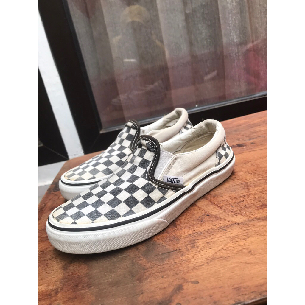 sepatu vans anak motif catur original (preloved) ukuran: 31,5