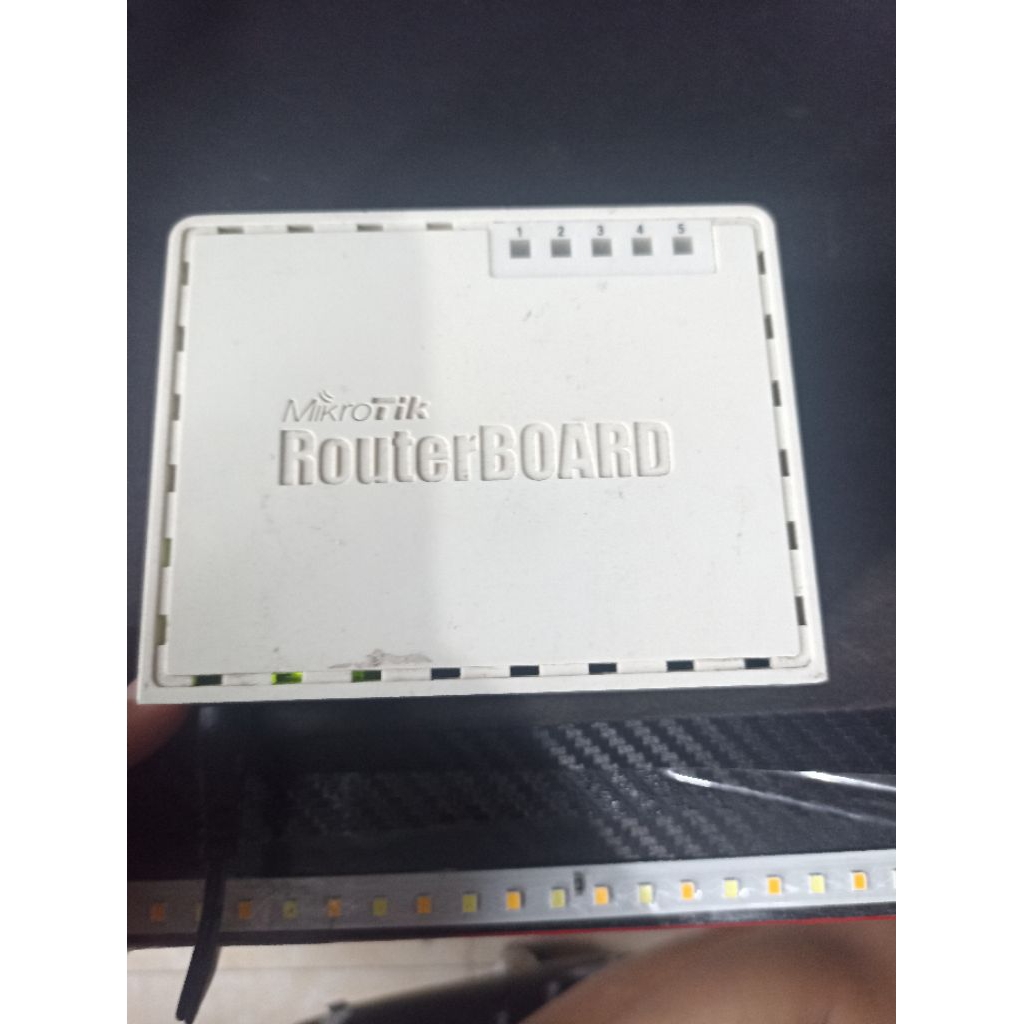 mikrotik routerboard 750