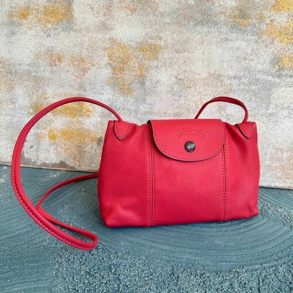 LC Cuir Crossbody Bag Framboise