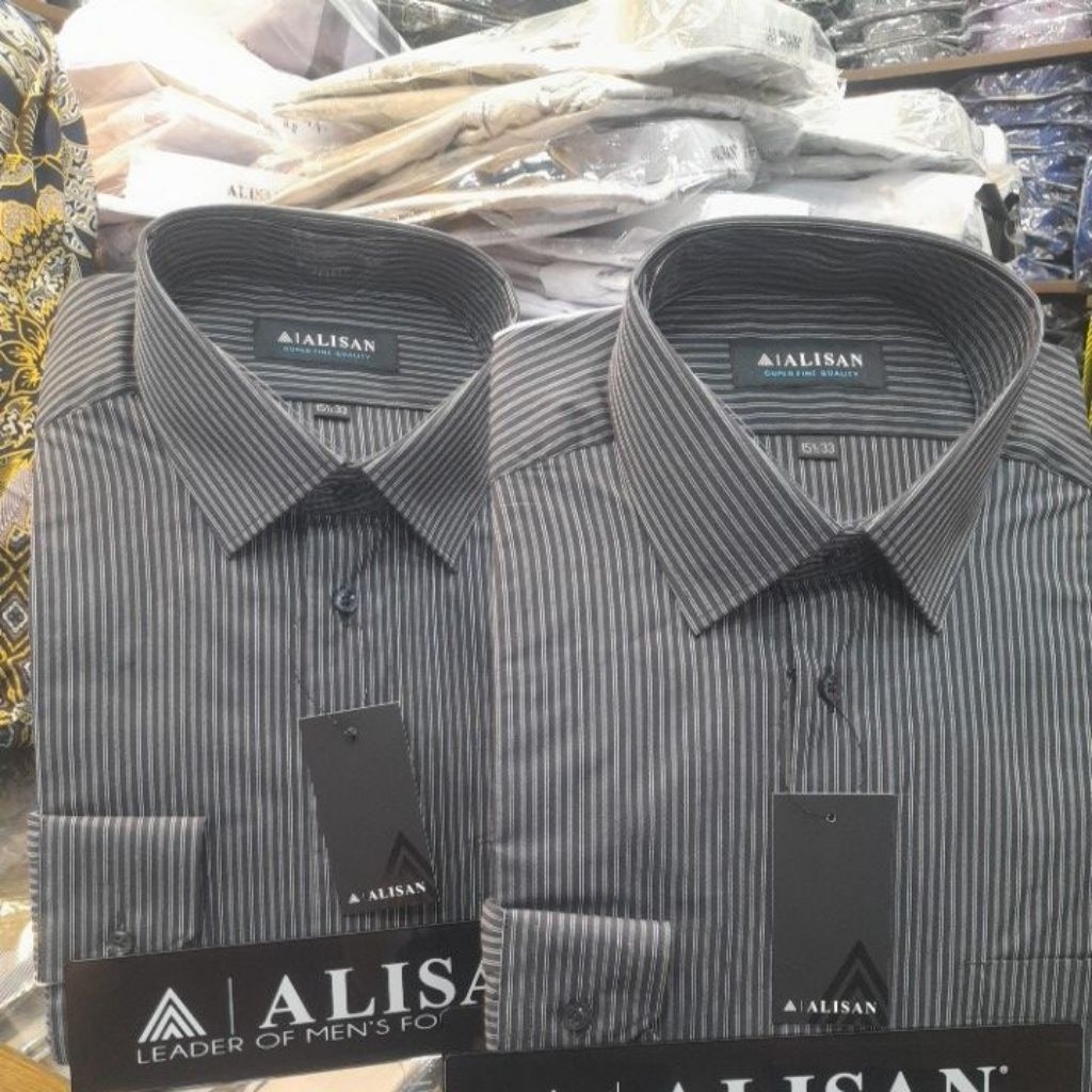 Alisan Kemeja Lengan Panjang Reguler Salur Hitam