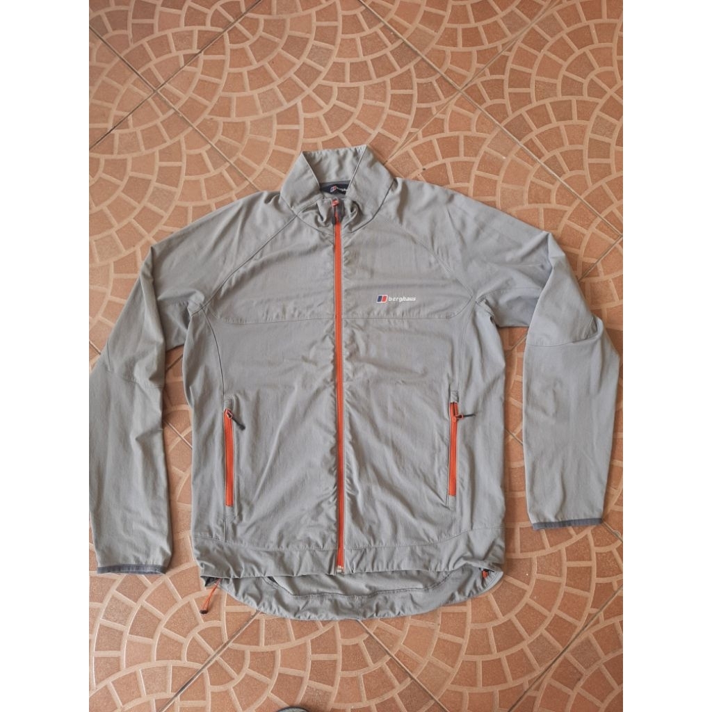 outdoor jacket berghaus