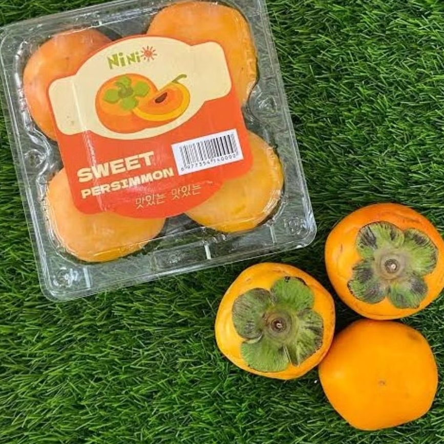Buah Persimon Kesemek manis garing 4 buah Berat -+ 1Kg