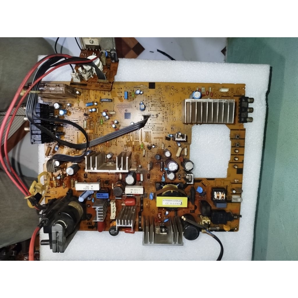 MESIN TV SHARP ALEXANDER 29 IN SLIM (ORIGINAL COPOTAN) BELUM UJI TEST