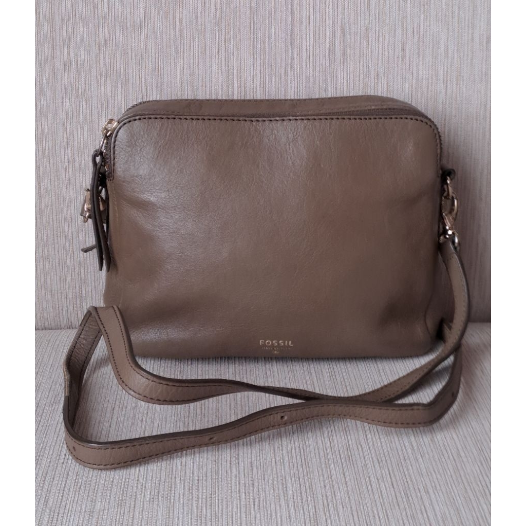 Foss*l Tas Selempang Wanita Warna Taupe Seken
