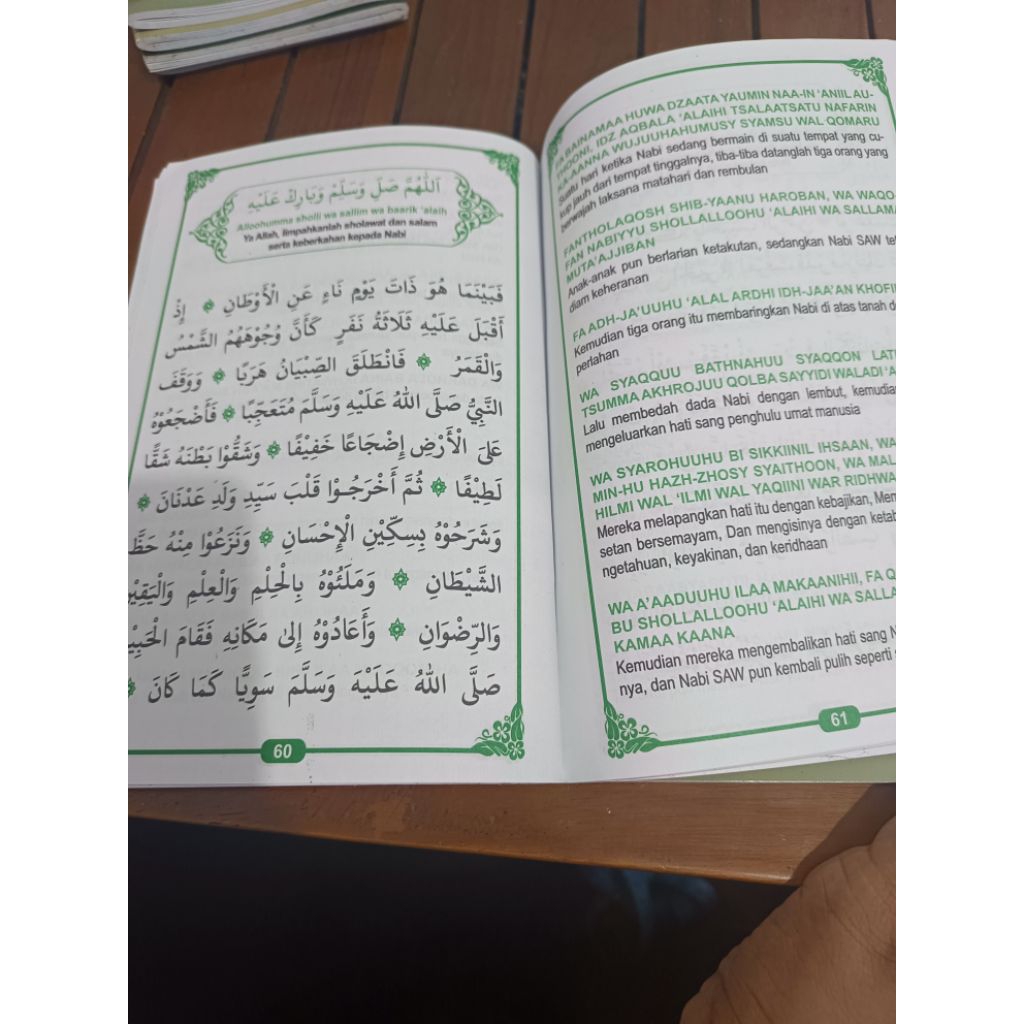 Buku Maulid Nabi Arab, Latin, Terjemahan