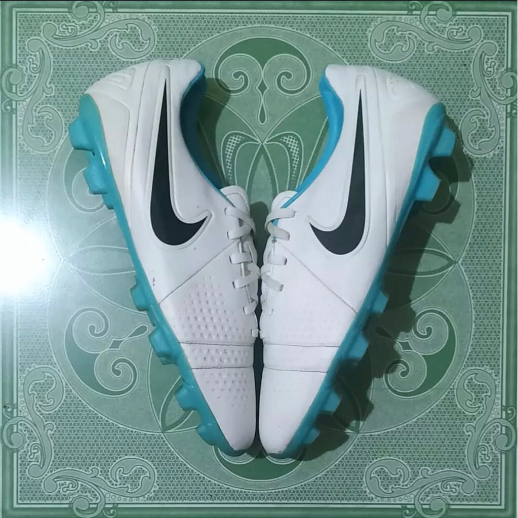 Nike CTR360 III Trequartista HG