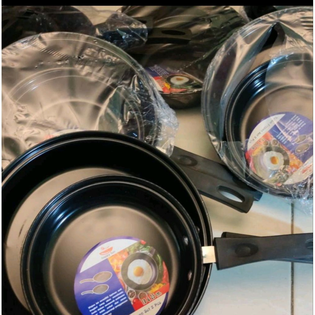 Teflon FRYPAN SET isi 2 merk Happy Fun