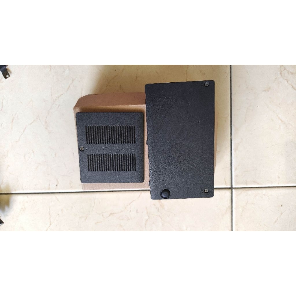 COVER CASE /CASING BAWA Laptop Sony Vaio SVF142C1WW