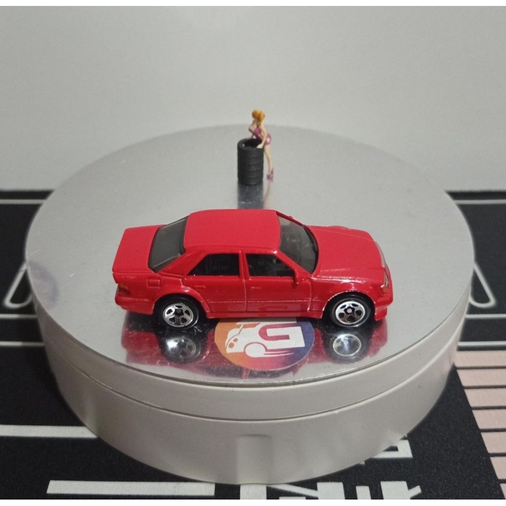 hot wheels mercedes benz 500e merah loose