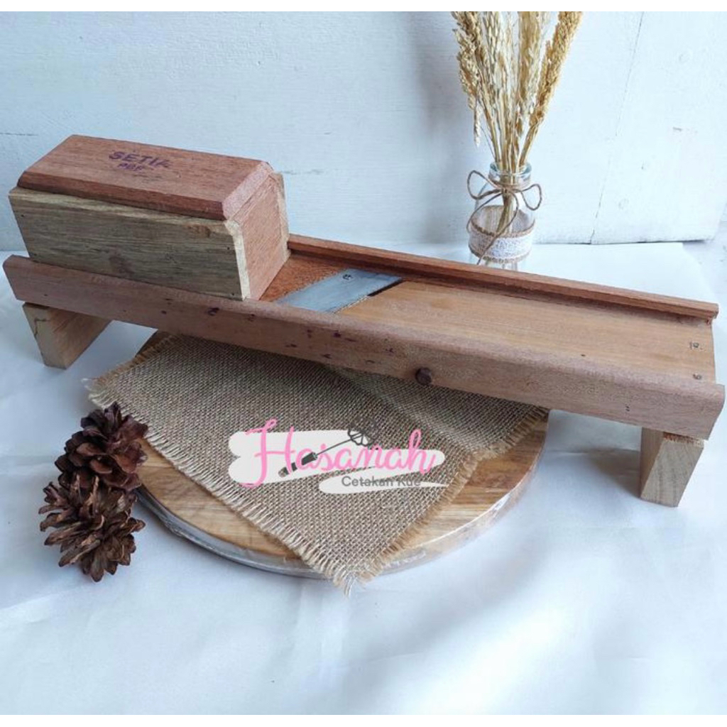 Parutan Bawang Kayu Serutan Serbaguna / Parutan Singkong pisang kentang