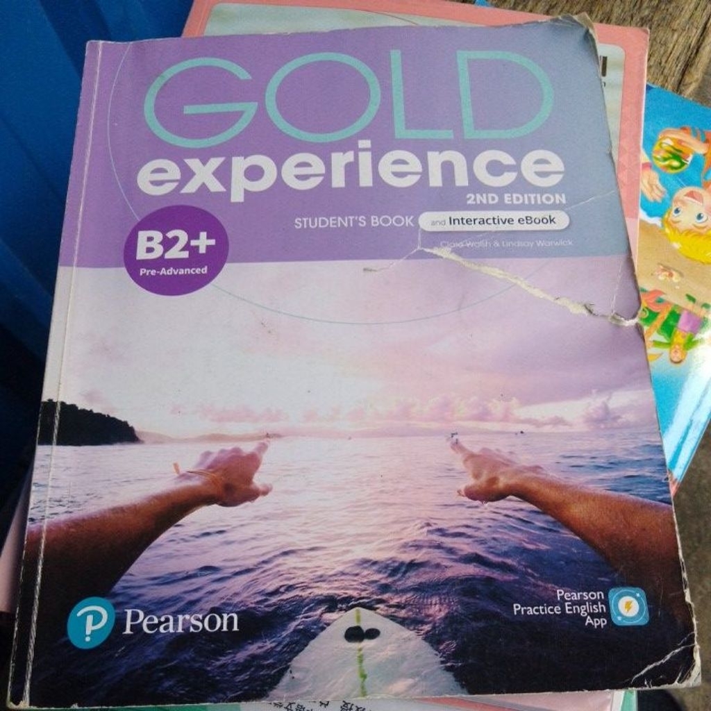 Gold experience B2+ studentbook