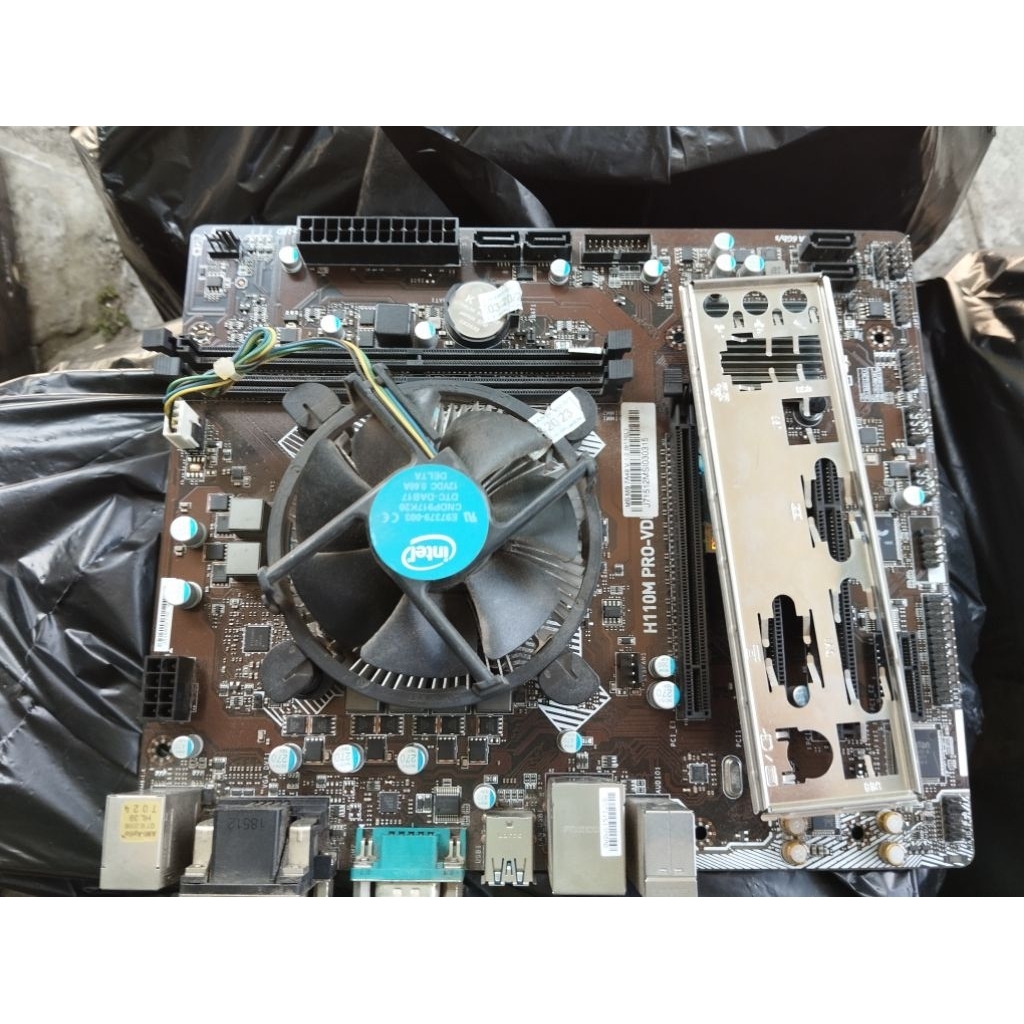 paket H110 msi prosesor core i3 7100