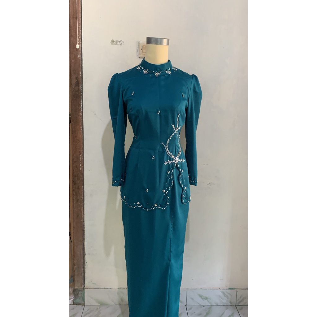 BAJU BRIDESMAID BAHAN SATIN