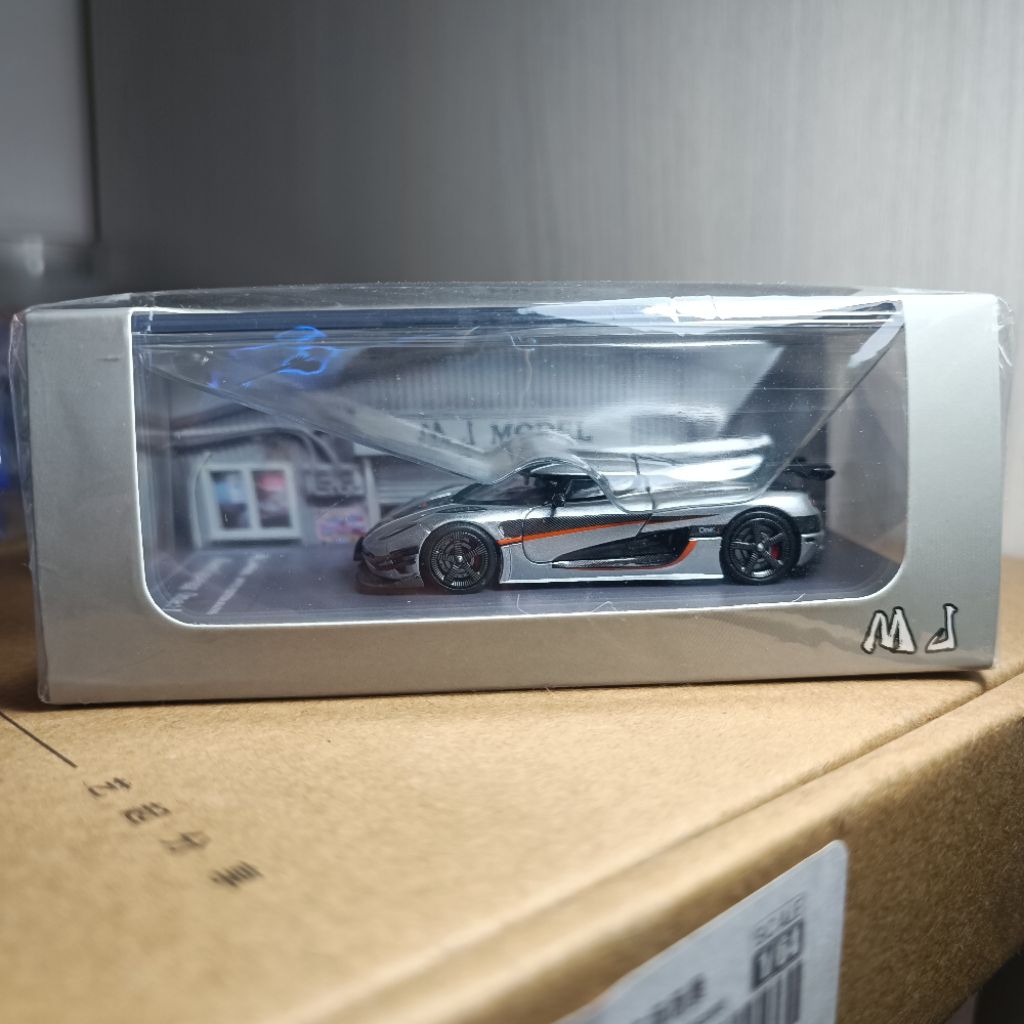 MJ Model Koenigsegg One 1 Segel | Open Part (Kap Mesin Belakang Bisa Dilepas)